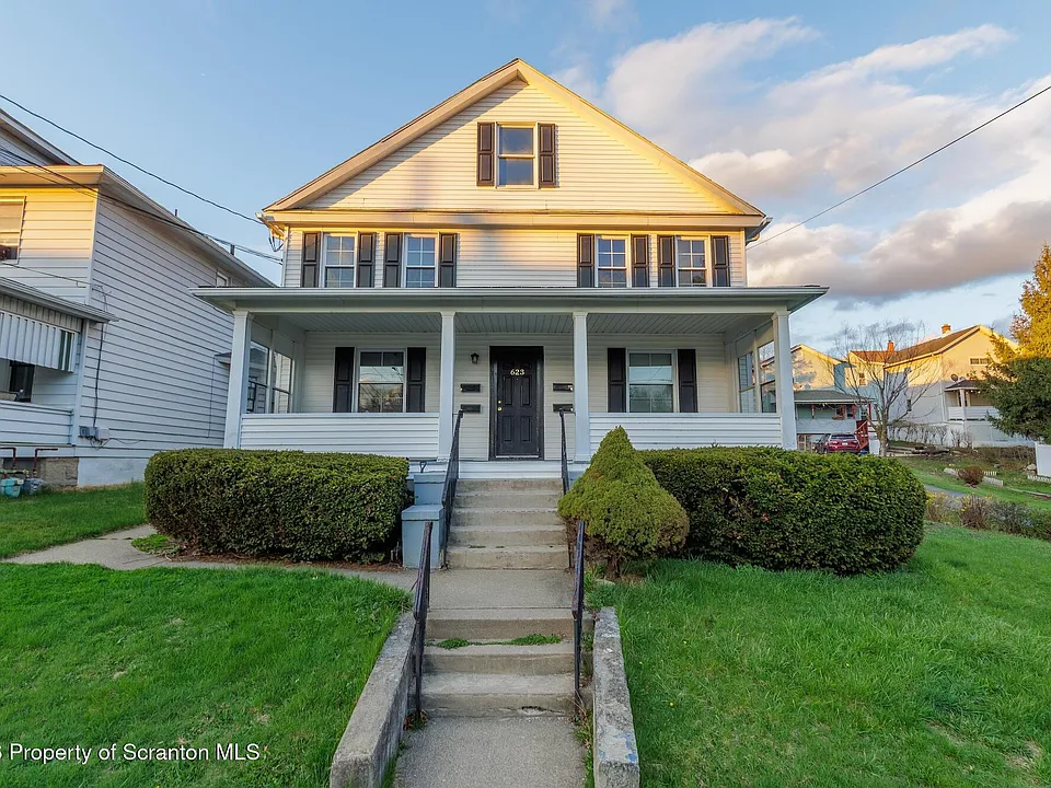 623 E Elm St #1