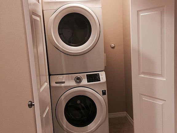 5th image of 731 S 12th St
