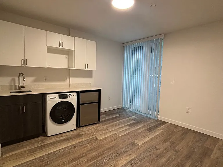 Bode Luna Park - 6 weeks Free & $99 Security Deposit OAC — Photo 20