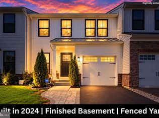 5 Basil Ct, Mount Laurel, NJ 08054
