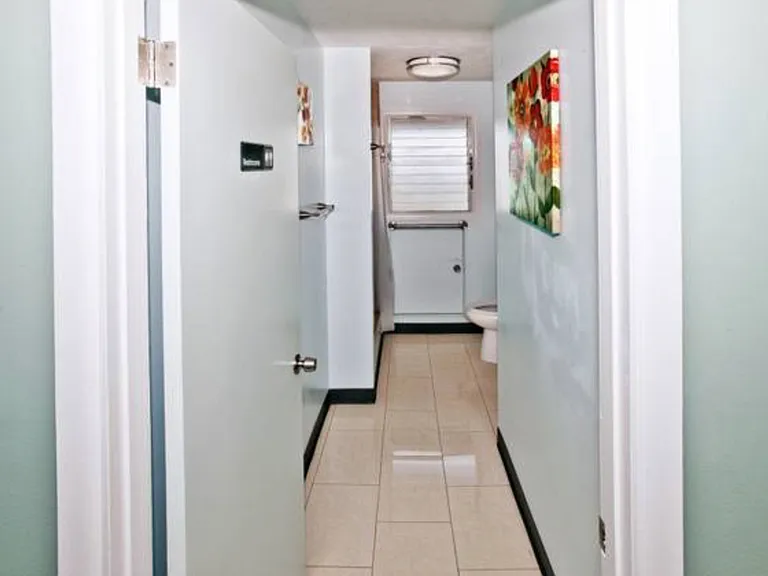 2256 Seaview Ave — Photo 7