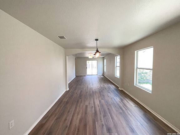 3rd image of 8906 Mission Brk