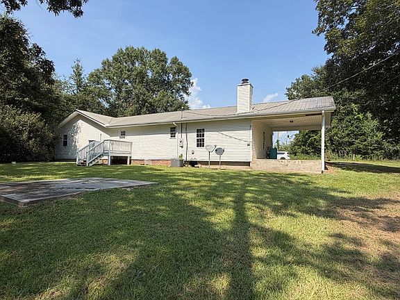 4th image of 14 Labrador Ln
