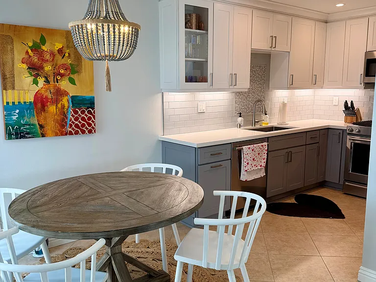 350 Avocado St #G1 — Photo 2