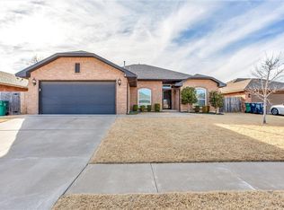 1309 Heathrow Way, Yukon, OK 73099