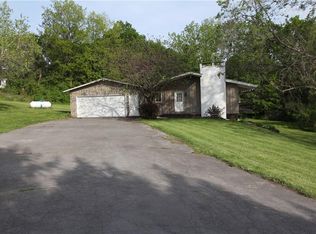 4432 Cole Rd, Syracuse, NY 13215