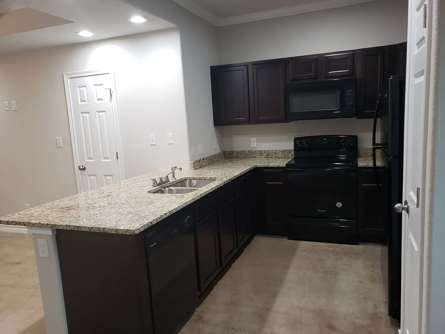 Town home for rent — Photo 4