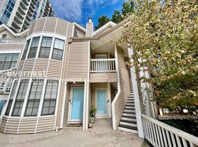 1050 Piedmont Ave NE