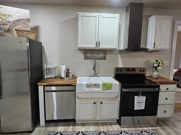 812 Tupelo Pike, Scottsboro, AL 35768