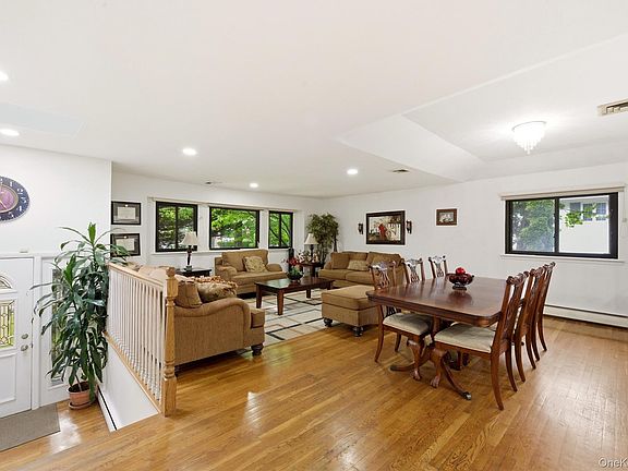 4th image of 37 Windham Drive