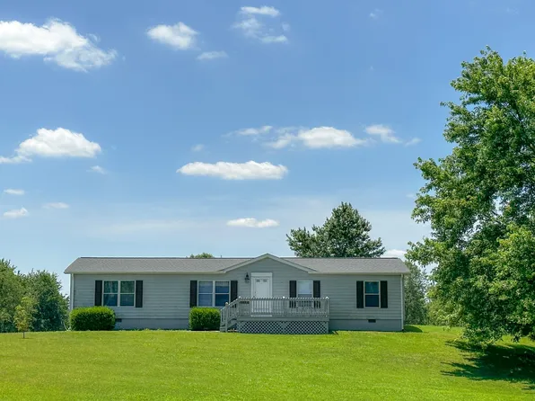 3884 Edd Ross Rd, Cedar Hill, TN 37032