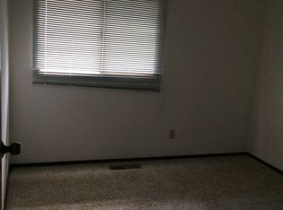 410 Mora Ln, Taos, NM 87571
