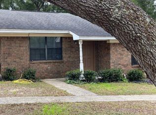 6422 Myrtle Hill Cir APT D, Pensacola, FL 32506