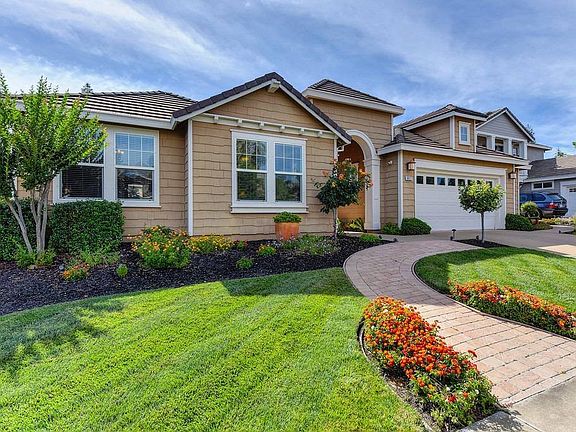 4th image of 3022 Orchard Park Way