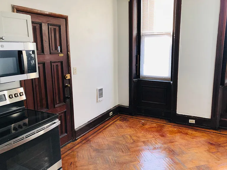 2447 N Hancock St #1 — Photo 4