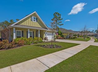 393 Whitman Way, Freeport, FL 32439