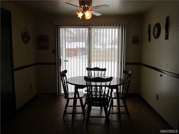 4th image of 1422 Dangelo Dr