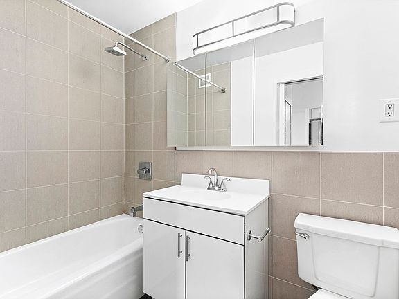 5th image of 144 W 23rd St APT 4A