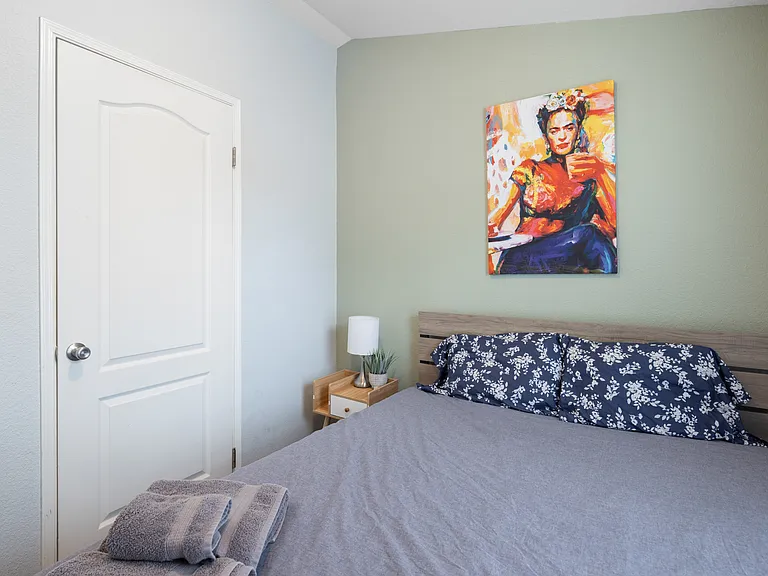 2014 Emerald St — Photo 10