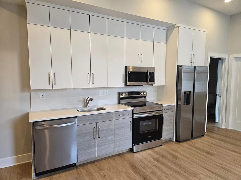 800 Orange St #2