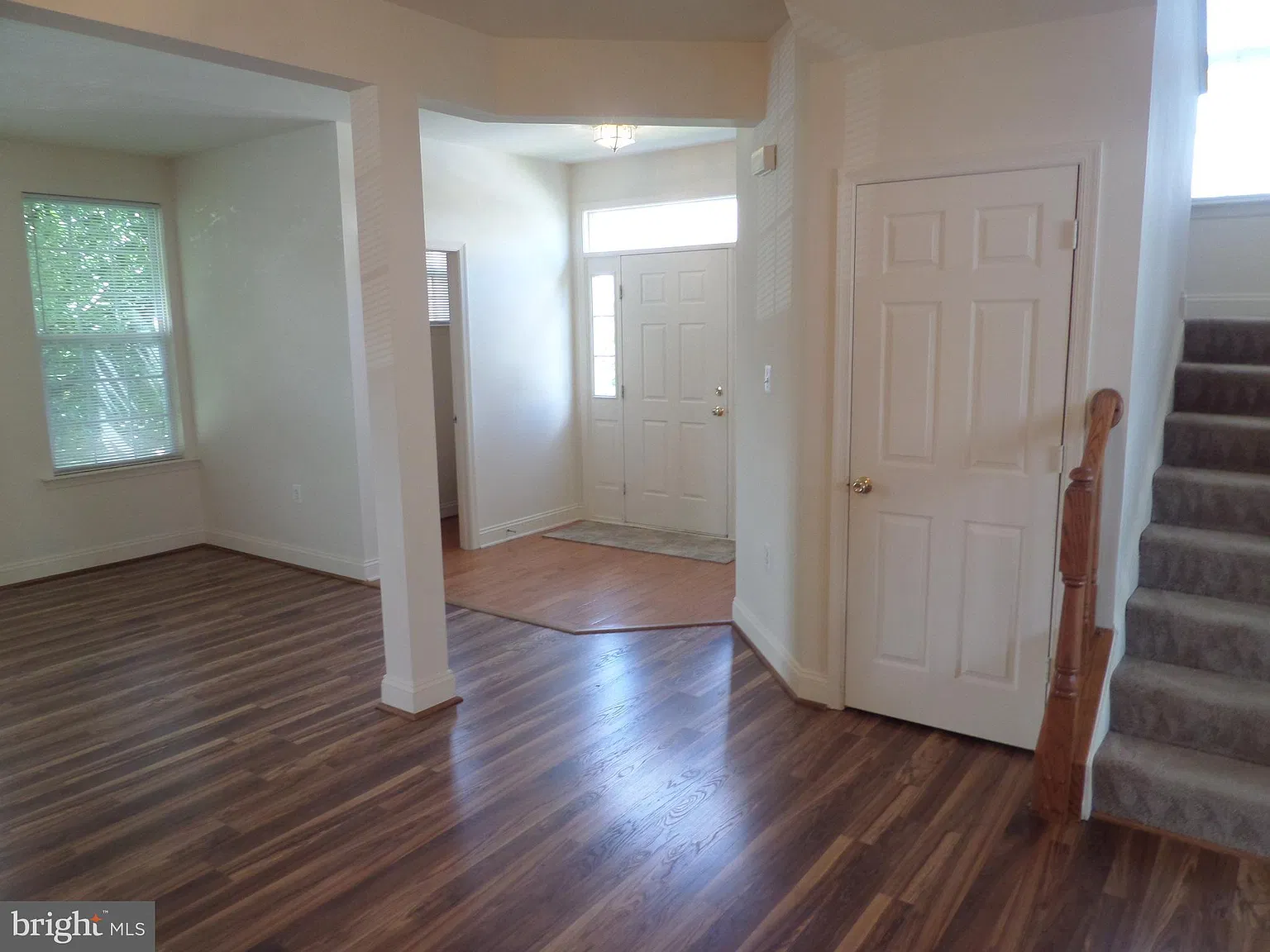 4 bed, 3.5 bath, 2900 sqft, $3,400 — Photo 3