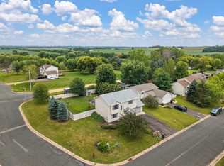 1300 Brookhaven Dr, Hammond, WI 54015