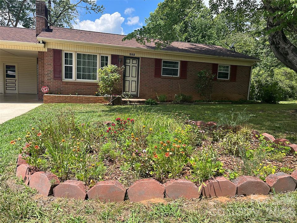 1st image of 621 Legion Rd