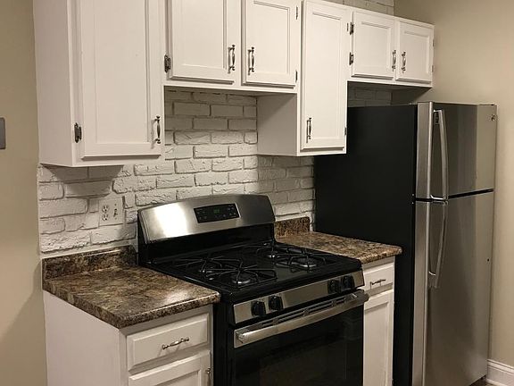 3rd image of 1036 Glouchester Hbr