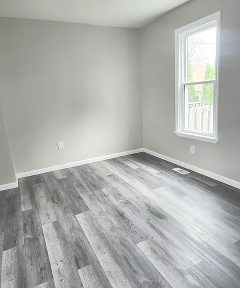 4525 Furley Ave — Photo 2