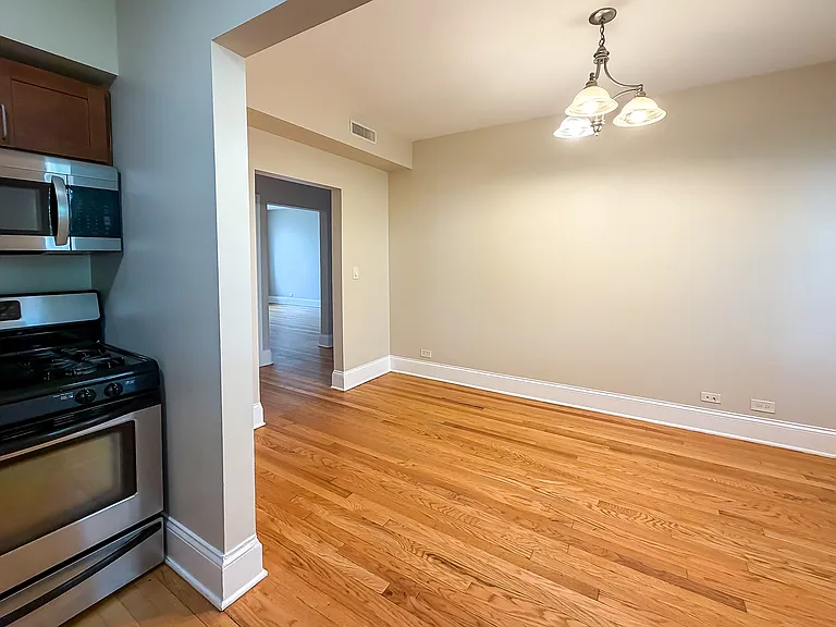 5210 W Montana St #3W — Photo 2