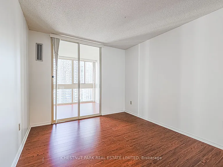 131 Beecroft Rd #1504 — Photo 30