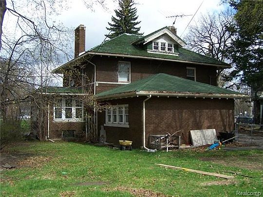 4th image of 17 Ottawa Dr