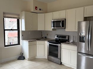 1601 S 17th St FLOOR 3, Philadelphia, PA 19145