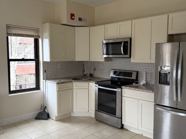 1601 S 17th St Floor 3