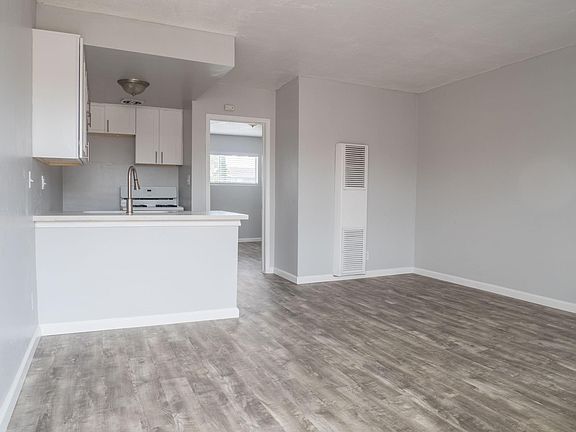 2nd image of 16433 Woodruff Ave APT 33