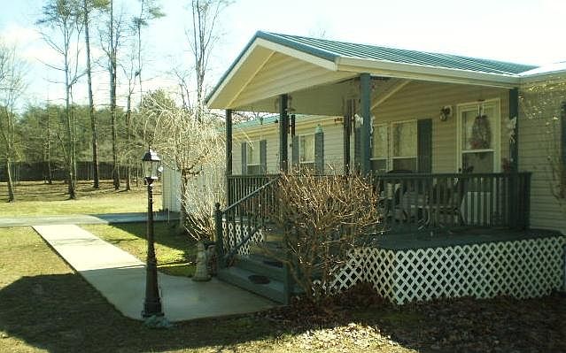 1st image of 220 Highland Dr