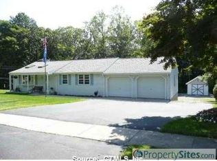 15 Overlook Dr, Plainville, CT 06062