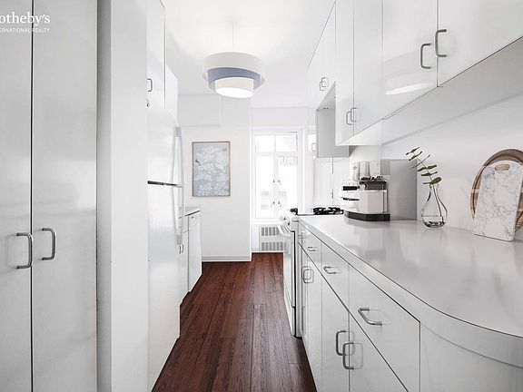 5th image of 799 Park Ave APT 11D