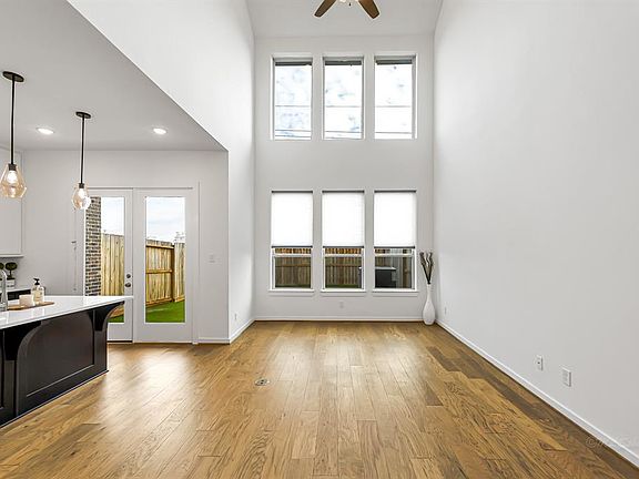 5th image of 6523 Scarlet Pond Lane