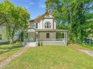 419 Rockwood St W, Rockwood, TN 37854