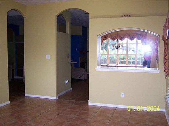 2nd image of 5903 Whitwell Dr