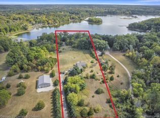 11843 Lawrence Rd, Brooklyn, MI 49230