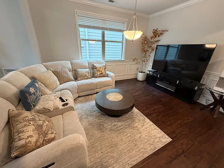 1510 Kaden Ln — Photo 2