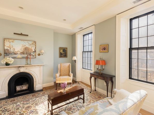 19 Hancock St #2, Boston, MA 02114