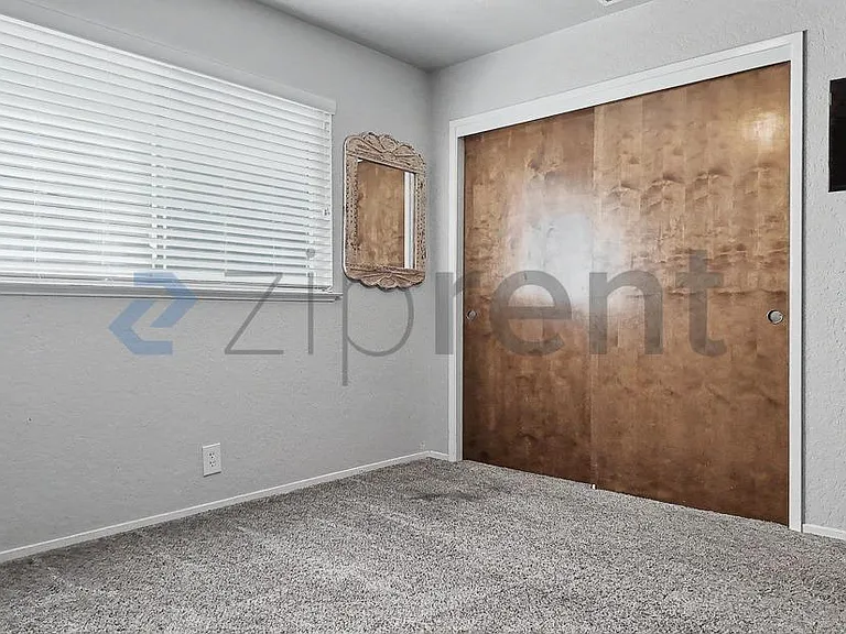 1172 Spruce Tree Cir — Photo 29