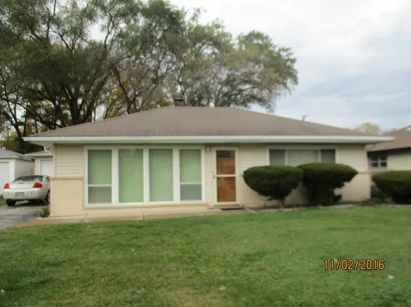 306 Sauganash St, Park Forest, IL 60466