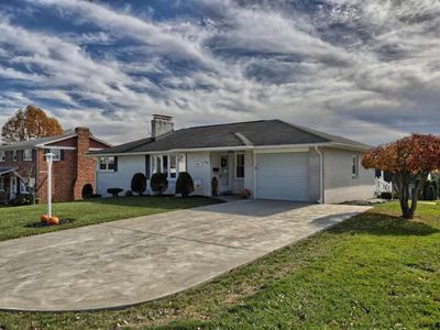 1998 Worth St, York, PA, 17404
