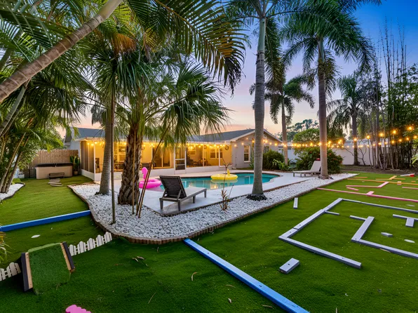 (undisclosed Address), Sarasota, FL 34232