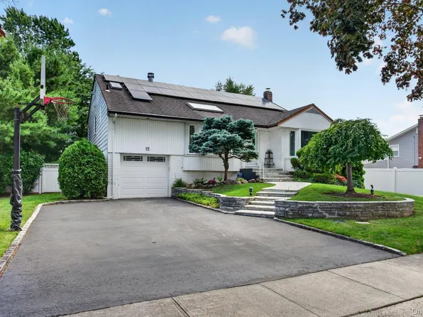 15 Ulster Drive, Jericho, NY 11753