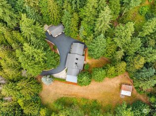 24015 NE 43rd St, Redmond, WA